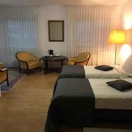 Monte Christo ホームステイ *