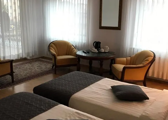 Проживание в семье Monte Christo Мястко